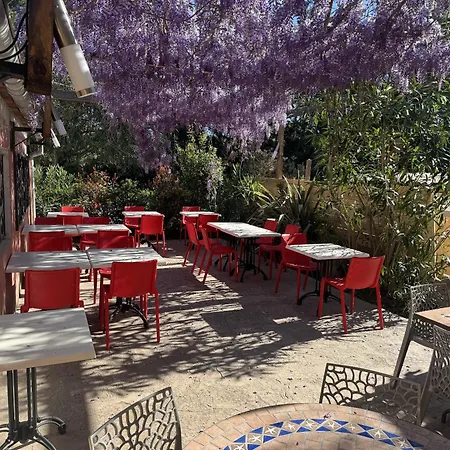 Restaurant - D'hôtes Terra Bella Lecci Couette-café 3*