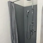 D'hotes Terra Bella ليسي