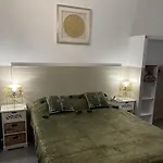 D'hotes Terra Bella 3* ليسي